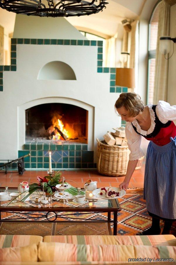 Hotel Hohenhaus Herleshausen Интерьер фото